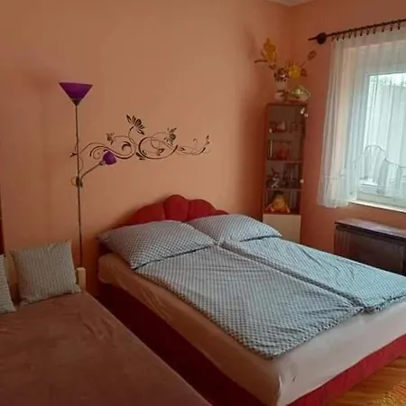 Apartamento Gyoerkoes *