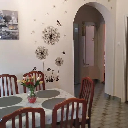 Gyoerkoes Appartement Balatonszarszo